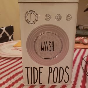 Target bullseye washing machine canister set